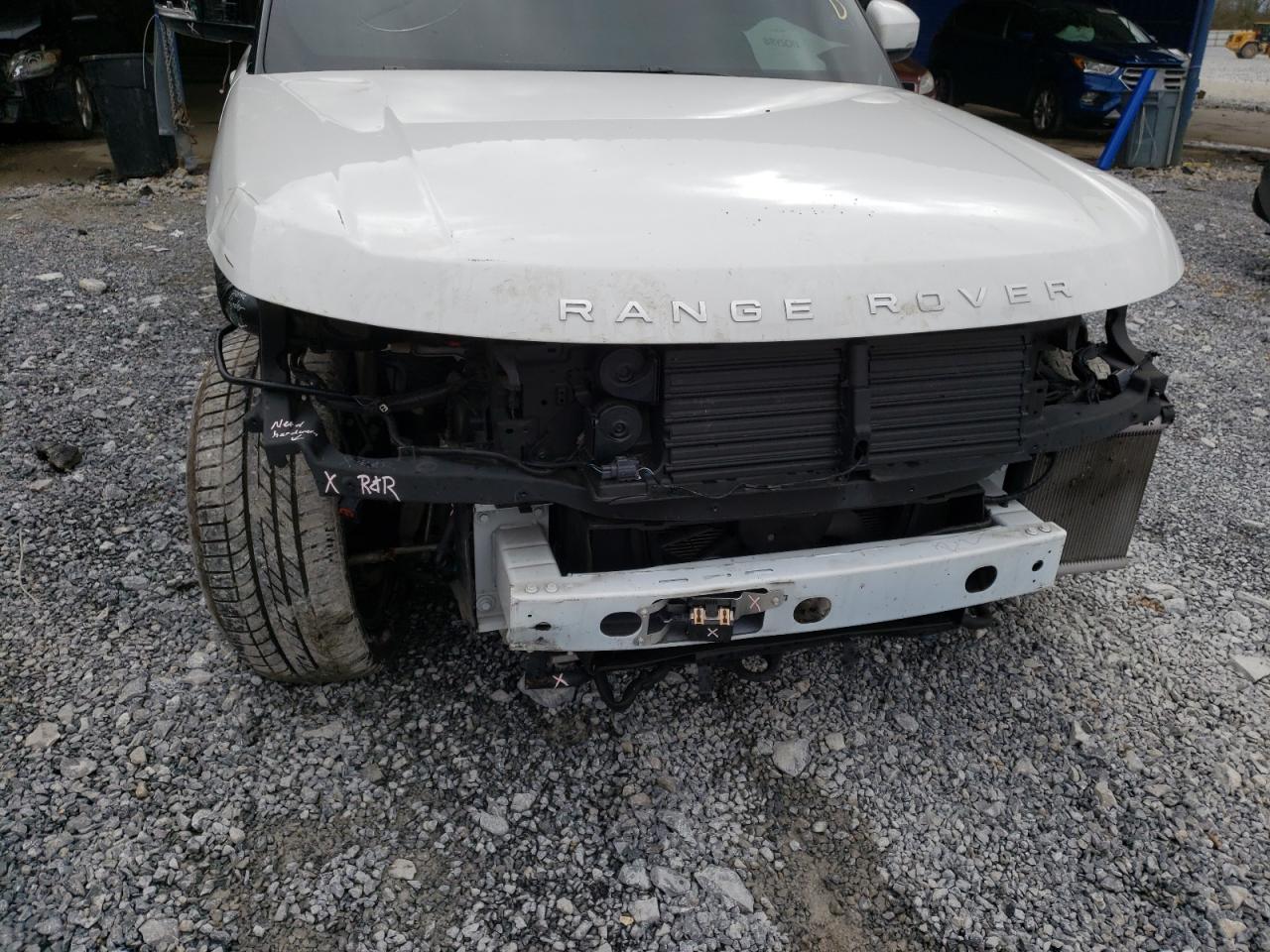 Photo 9 from auction – 2019 LAND ROVER RANGE ROVE with VIN SALGS2SV3KA552689