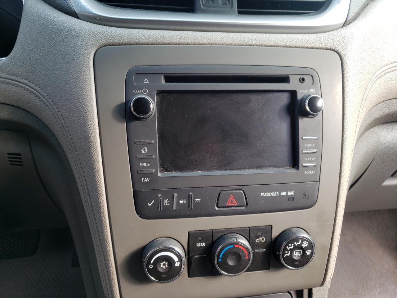 Photo 9 from auction – 2014 CHEVROLET TRAVERSE L with VIN 1GNKRFKD9EJ316359