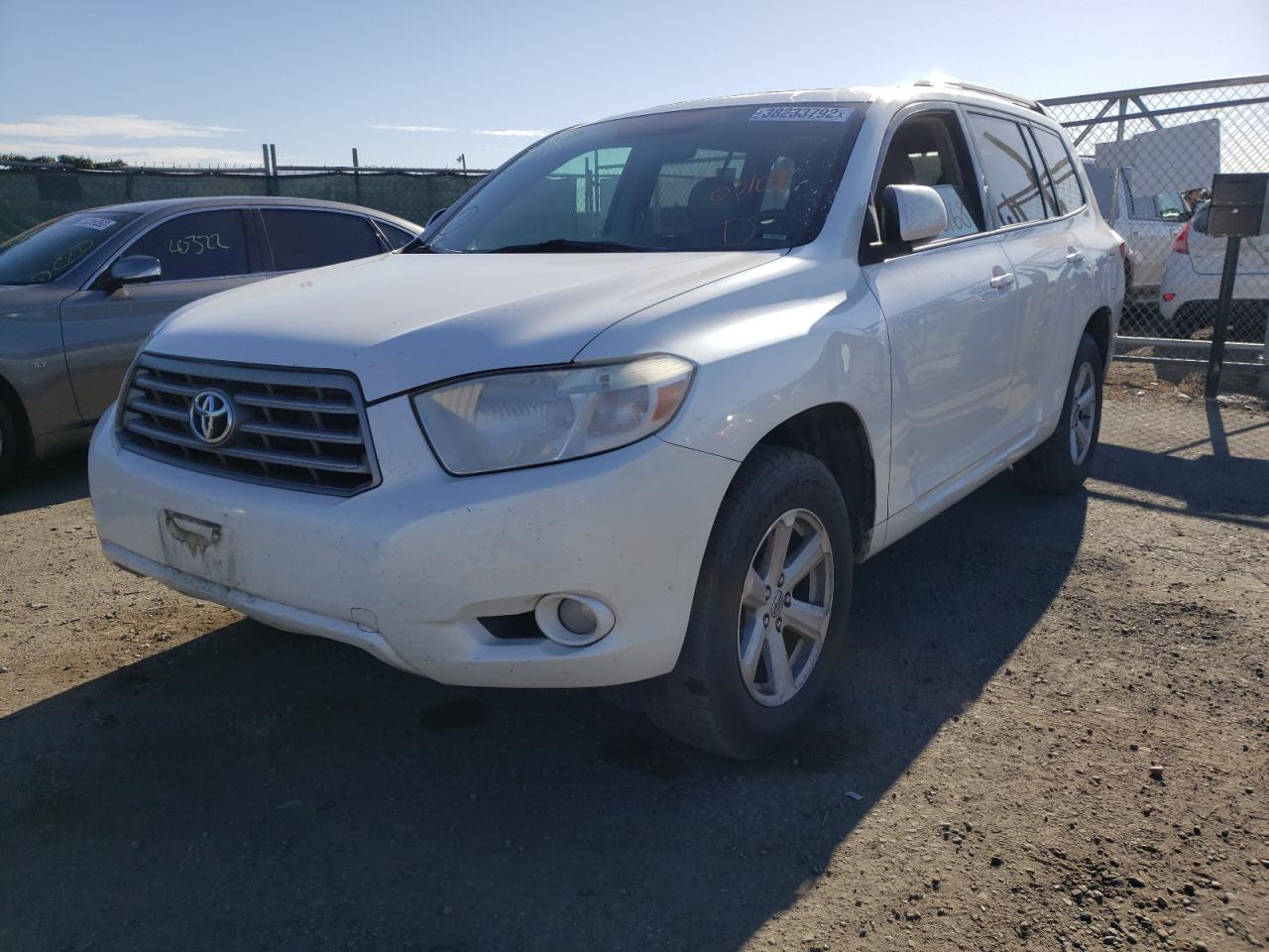 Photo 2 from auction – 2010 TOYOTA HIGHLANDER with VIN 5TDKK3EH9AS021026