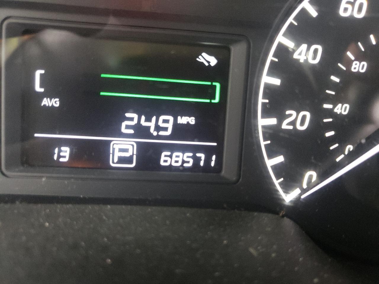 Photo 8 from auction – 2016 NISSAN SENTRA S with VIN 3N1AB7AP3GY245686