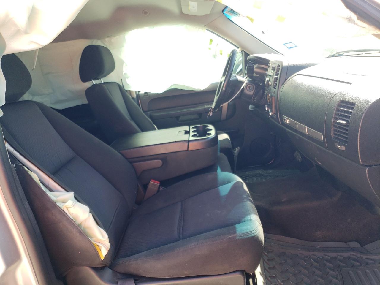 Photo 5 from auction – 2011 GMC SIERRA C15 with VIN 3GTP1VE09BG246710