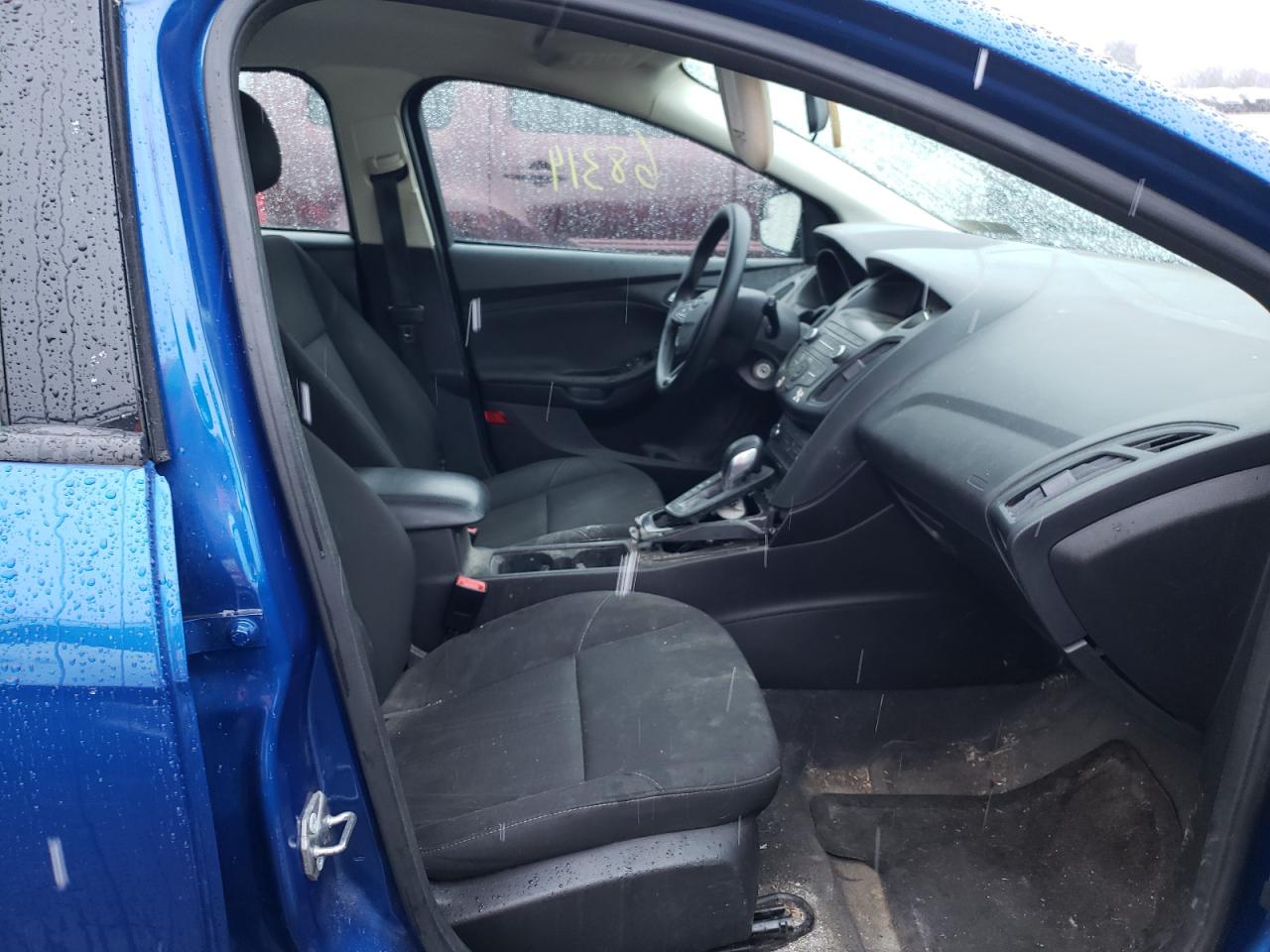 Photo 5 from auction – 2018 FORD FOCUS SE with VIN 1FADP3K25JL224951