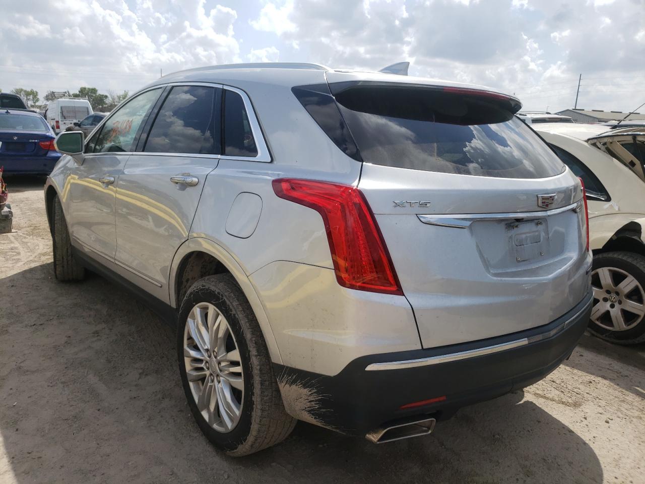 Photo 3 from auction – 2018 CADILLAC XT5 PREMIU with VIN 1GYKNERS2JZ212529
