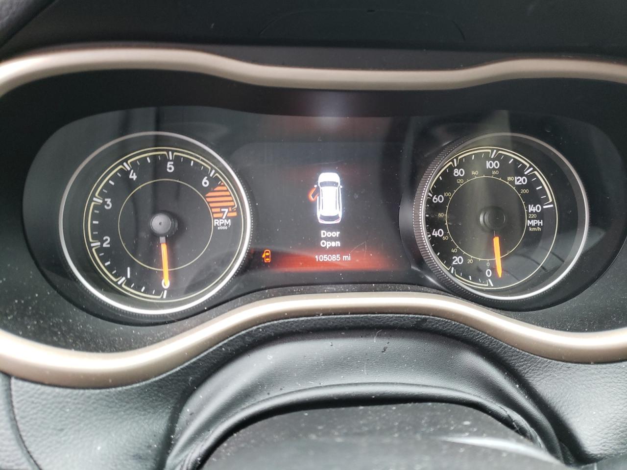 Photo 8 from auction – 2017 JEEP CHEROKEE L with VIN 1C4PJMDB5HW597914