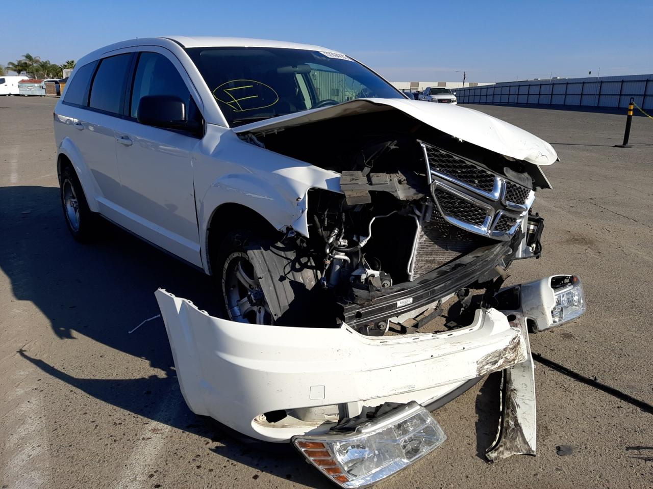 DODGE JOURNEY SE 2015 with VIN 3C4PDCAB8FT720100 - Photo from auction