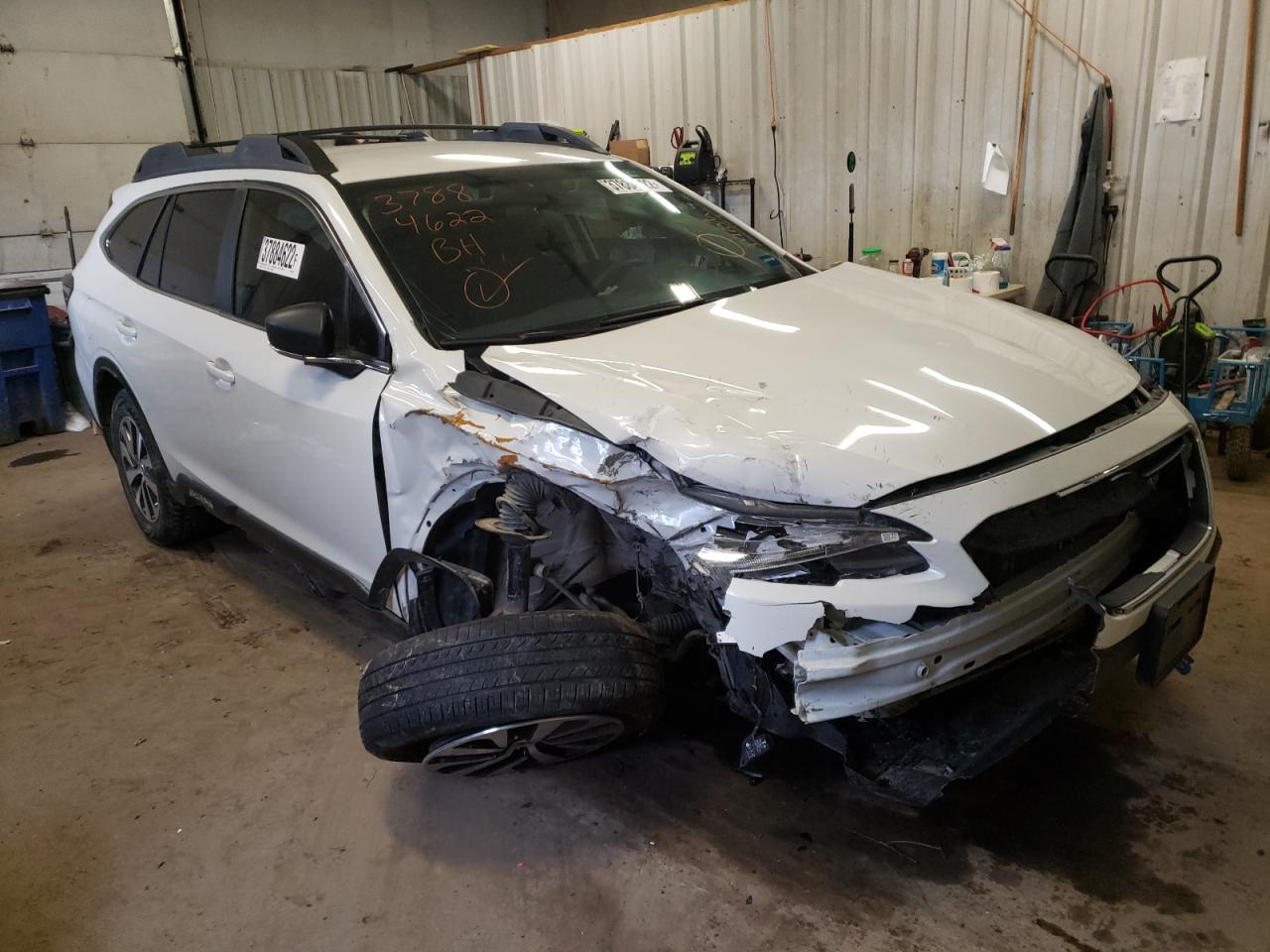 SUBARU OUTBACK 2020 with VIN 4S4BTAACXL3255669 - Photo from auction
