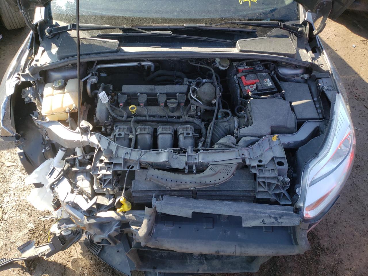Photo 7 from auction – 2014 FORD FOCUS SE with VIN 1FADP3F21EL357206