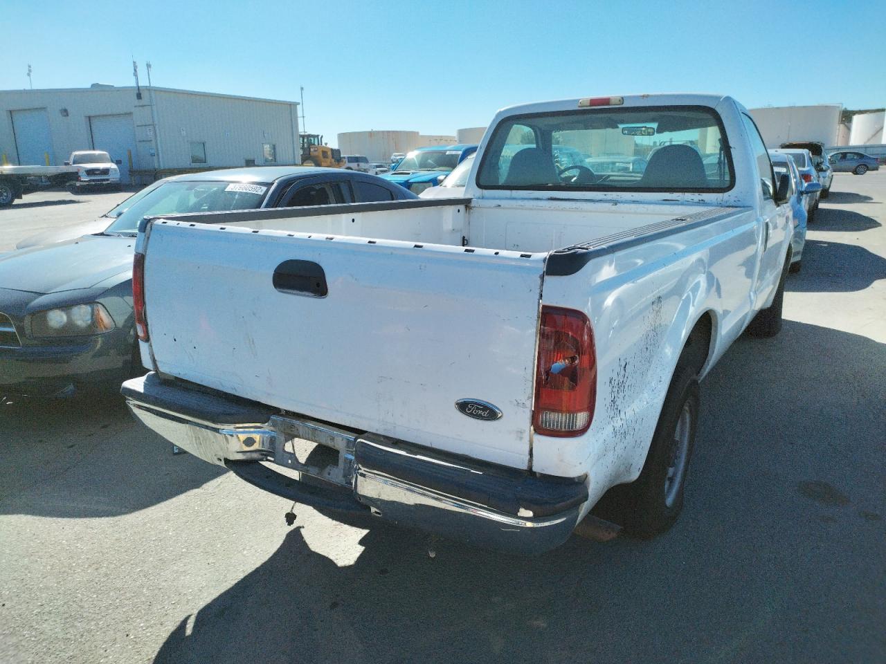 Photo 4 from auction – 1999 FORD F250 SUPER with VIN 1FTNF20L7XEC17679