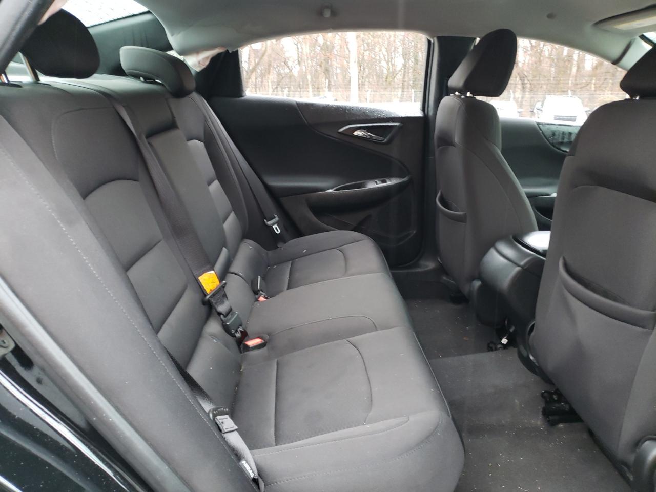 Photo 6 from auction – 2018 CHEVROLET MALIBU LS with VIN 1G1ZB5ST2JF221600