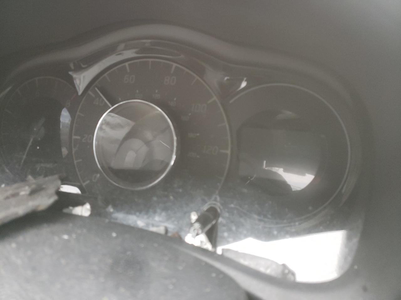 Photo 8 from auction – 2015 NISSAN VERSA NOTE with VIN 3N1CE2CP9FL374849