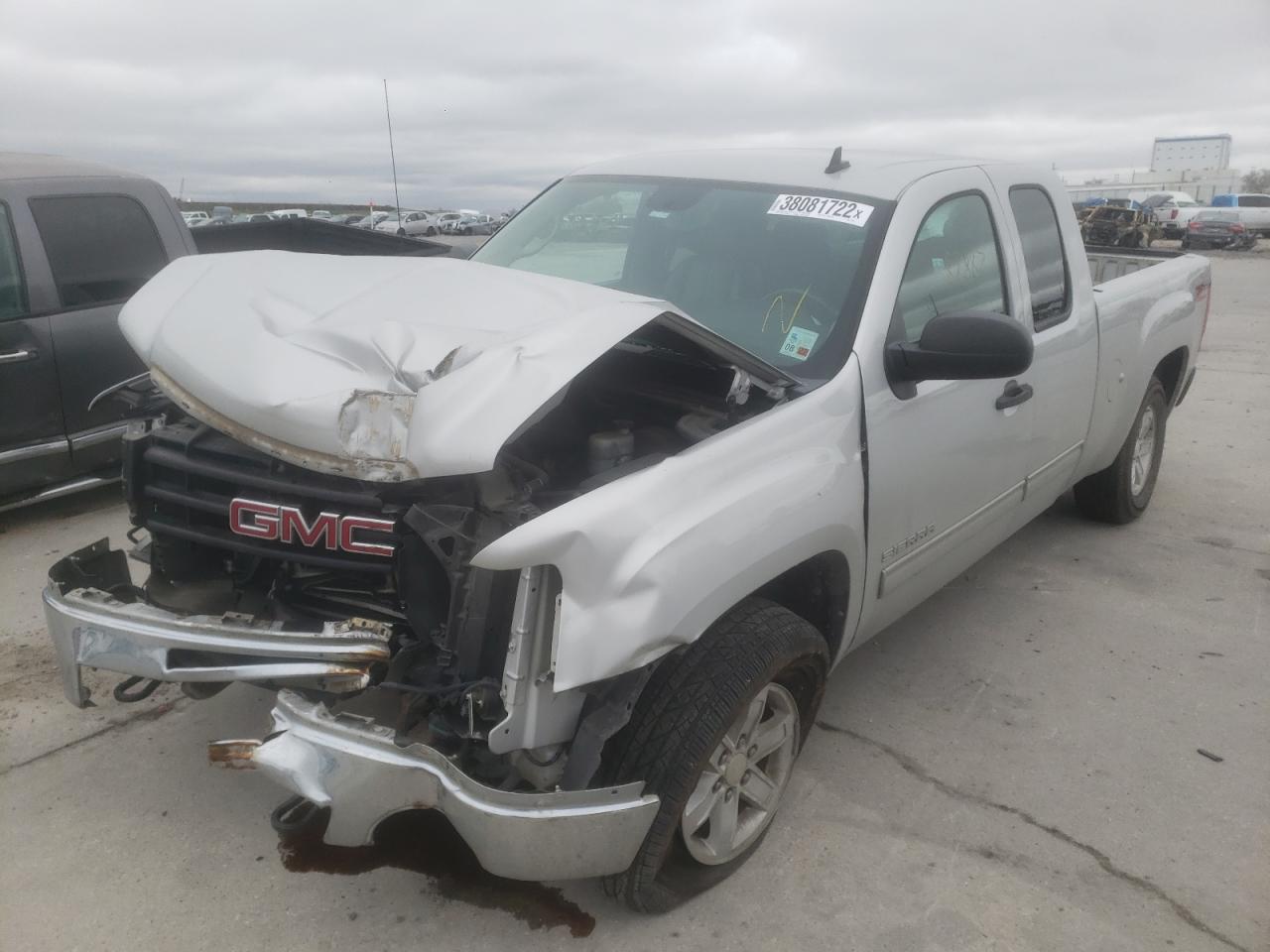 Photo 2 from auction – 2011 GMC SIERRA C15 with VIN 1GTR1VE01BZ422349