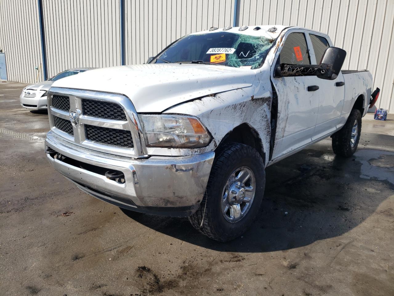 Photo 2 from auction – 2018 RAM 2500 ST with VIN 3C6UR5CL9JG396671