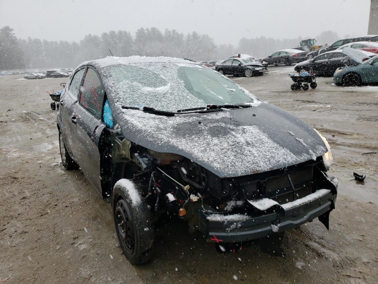 FORD FIESTA SE 2011 with VIN 3FADP4EJ8BM128711 - Photo from auction