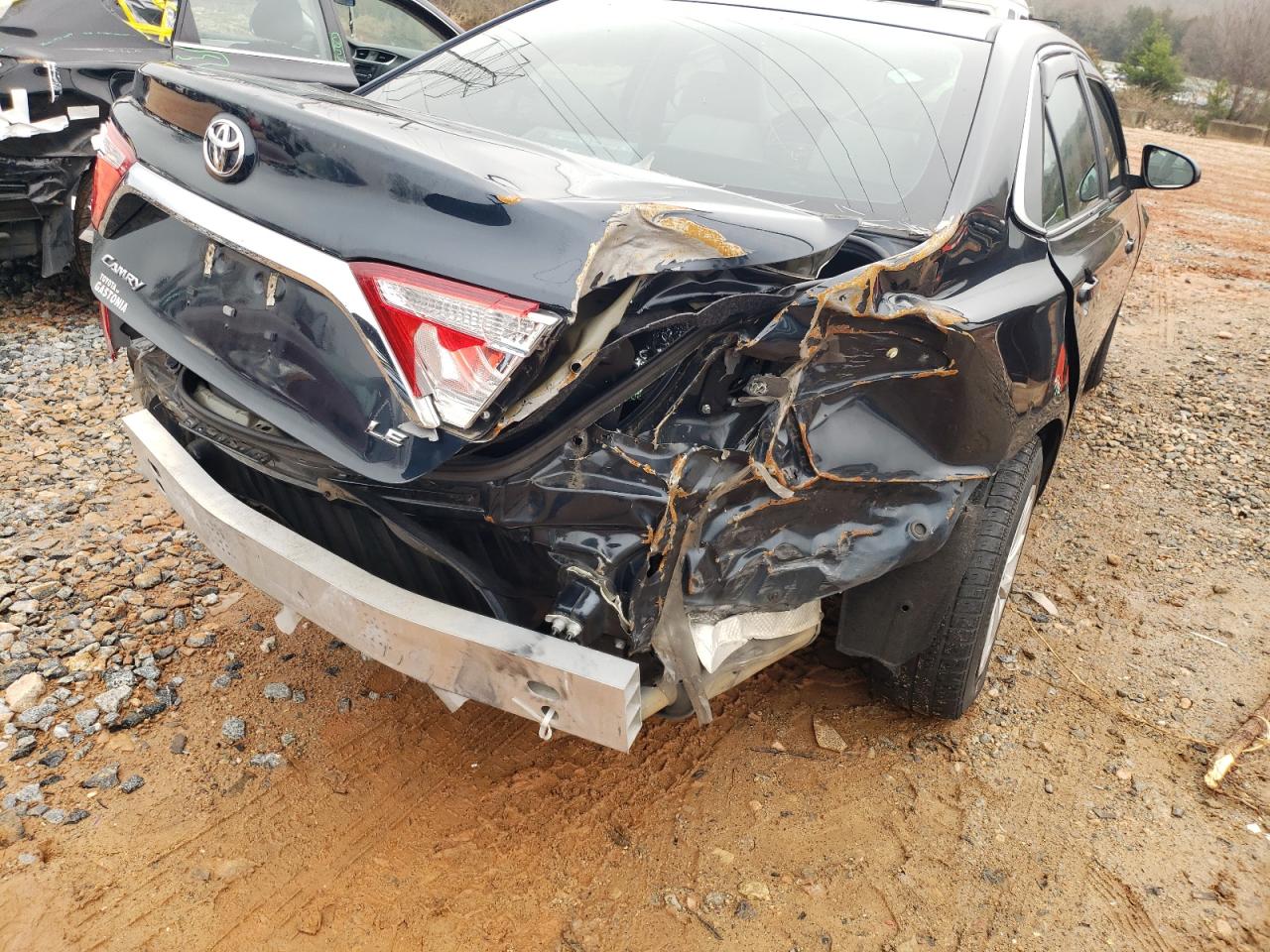 Photo 9 from auction – 2017 TOYOTA CAMRY LE with VIN 4T1BF1FK5HU647984