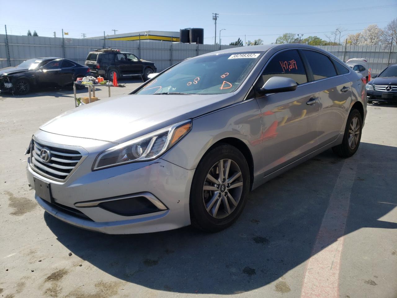 Photo 2 from auction – 2016 HYUNDAI SONATA SE with VIN 5NPE24AF2GH384063
