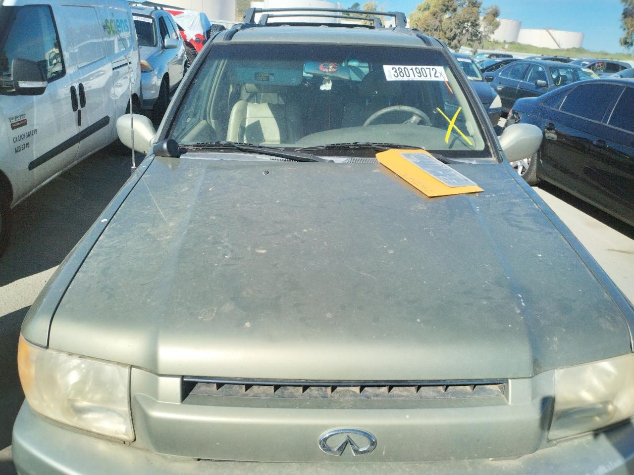 Photo 7 from auction – 2002 INFINITI QX4 with VIN JNRDR09X92W214038