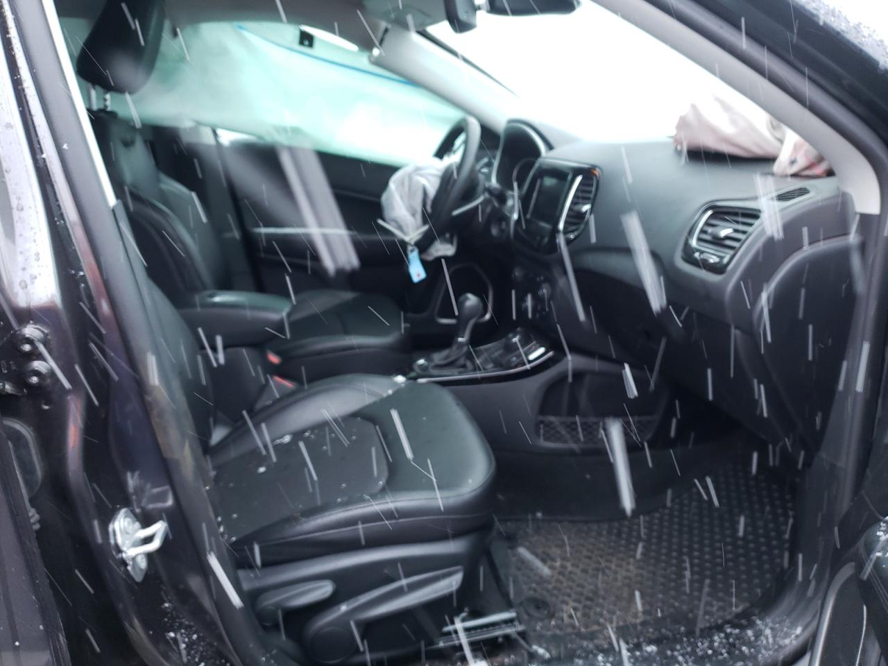 Photo 5 from auction – 2019 JEEP COMPASS LA with VIN 3C4NJDBB3KT662010