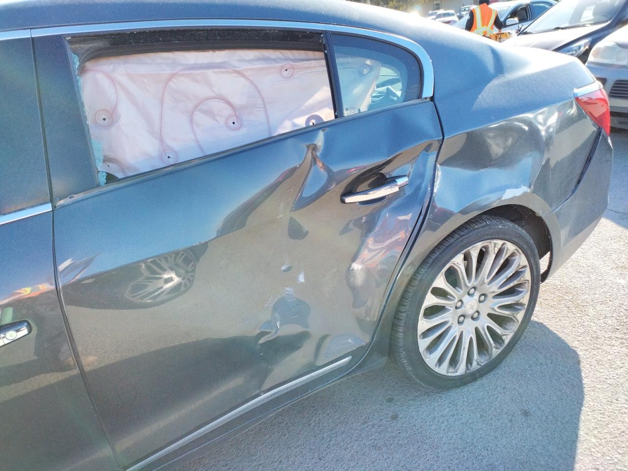 Photo 9 from auction – 2016 BUICK LACROSSE P with VIN 1G4GF5G34GF172240