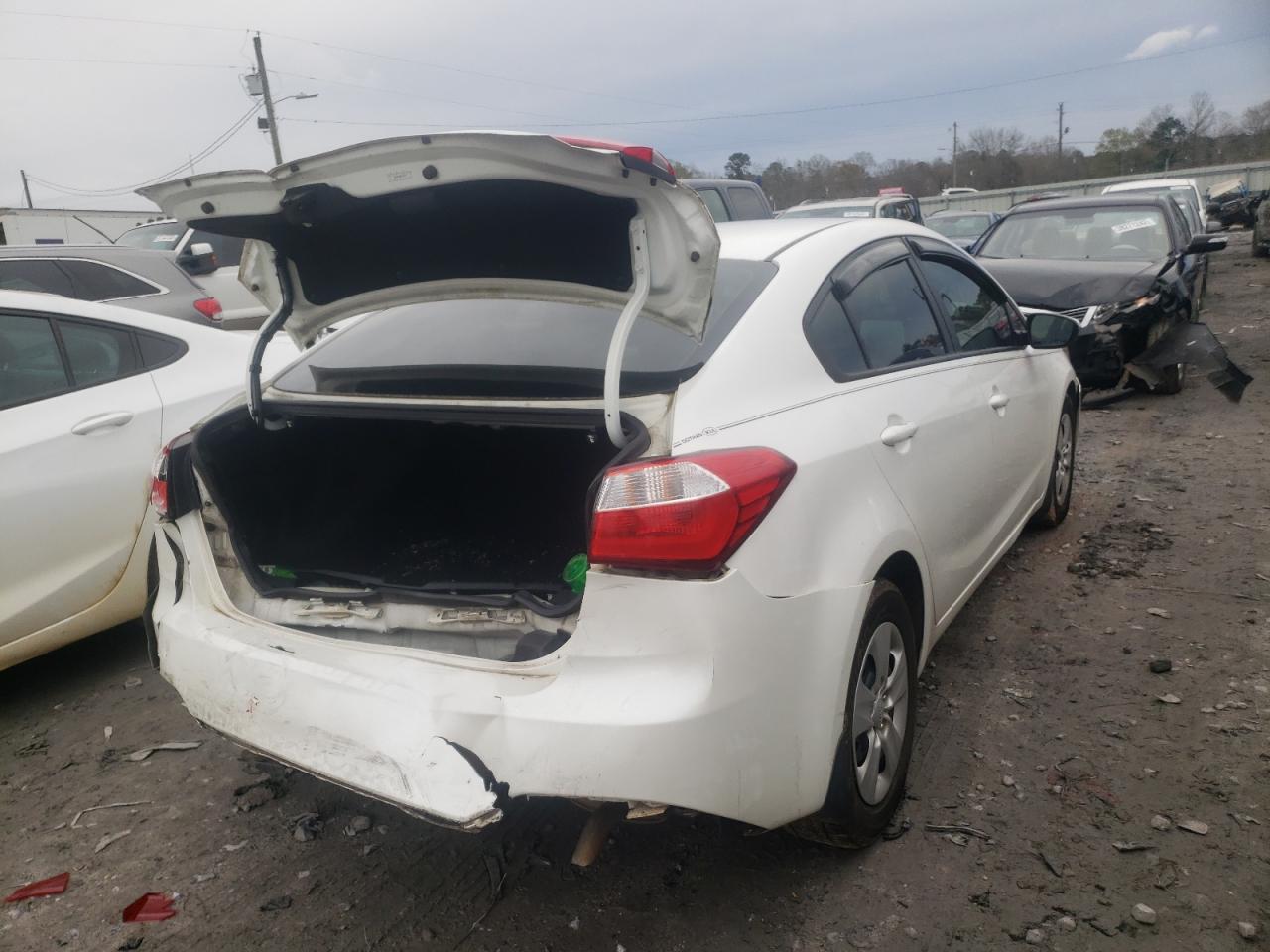 Photo 4 from auction – 2015 KIA FORTE LX with VIN KNAFX4A60F5377341