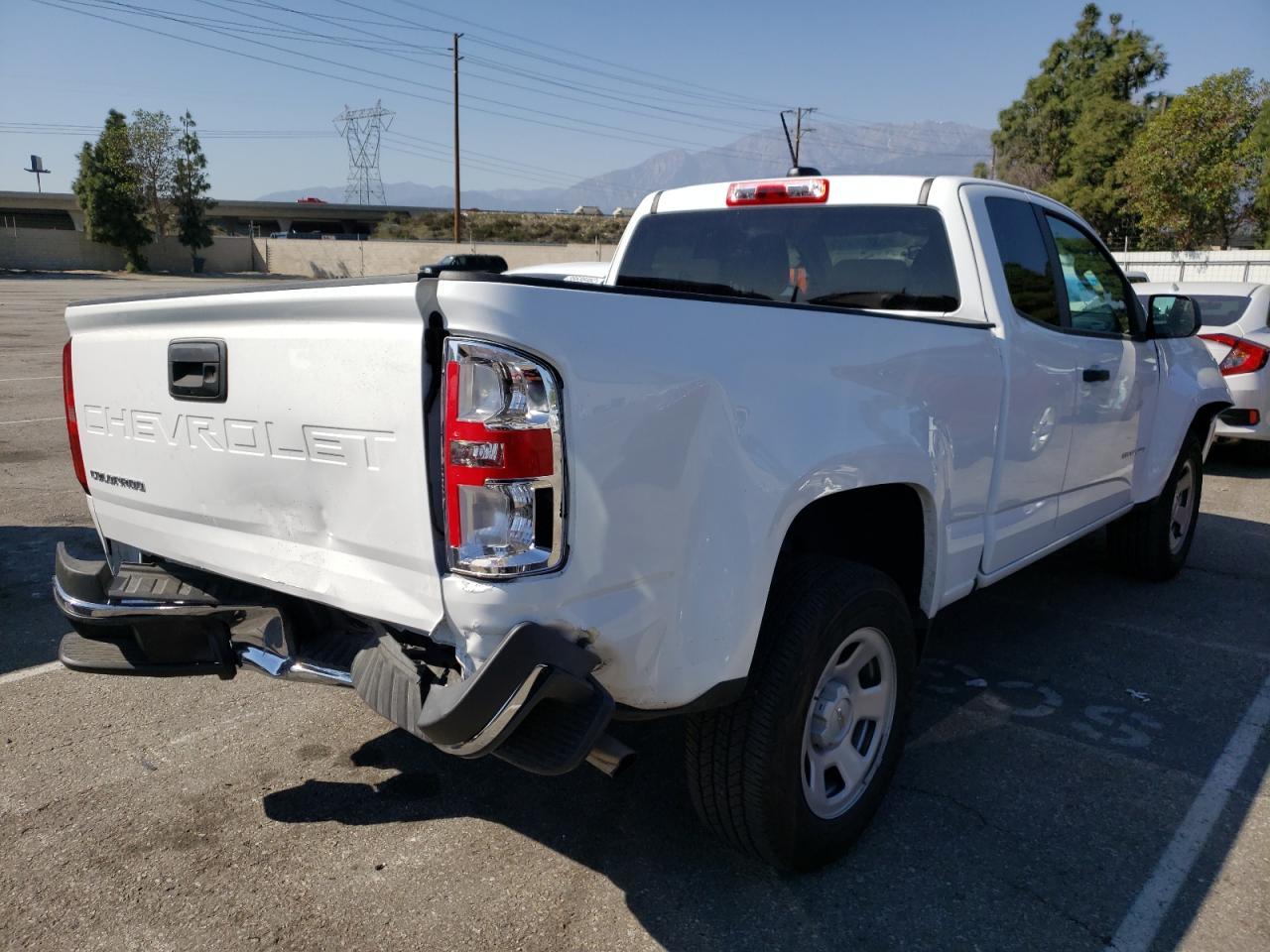 Photo 4 from auction – 2021 CHEVROLET COLORADO with VIN 1GCHSBEA7M1136362