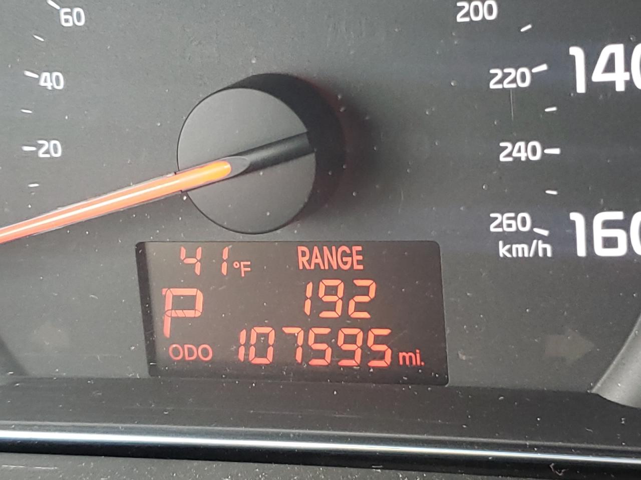 Photo 8 from auction – 2015 KIA SORENTO LX with VIN 5XYKTCA63FG558741
