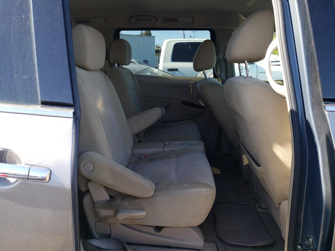 Photo 6 from auction – 2012 NISSAN QUEST S with VIN JN8AE2KP8C9044070