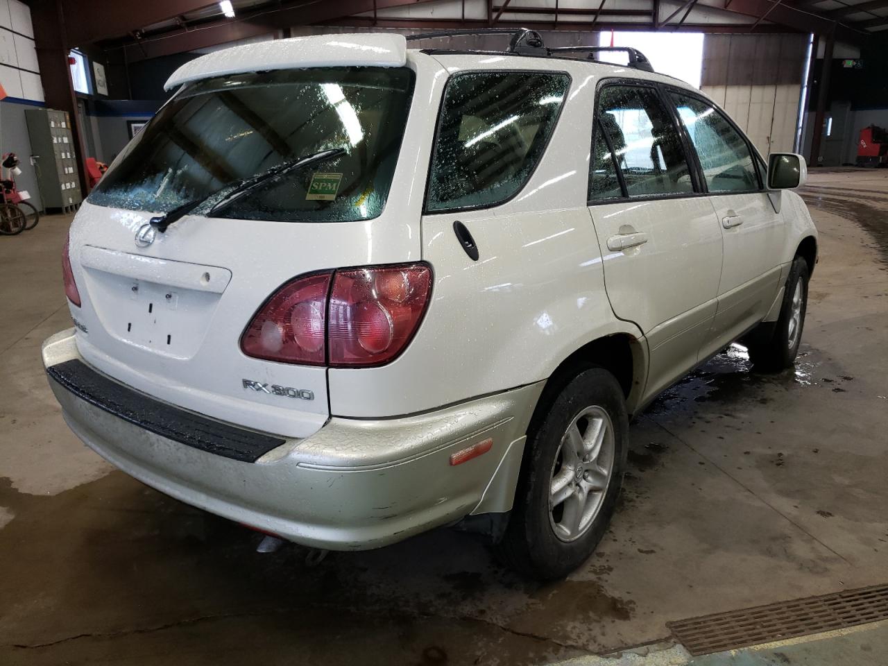 Photo 4 from auction – 1999 LEXUS RX 300 with VIN JT6HF10U1X0082946
