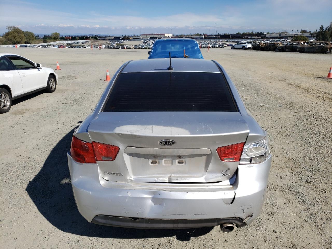 Photo 9 from auction – 2010 KIA FORTE SX with VIN KNAFW4A32A5294334