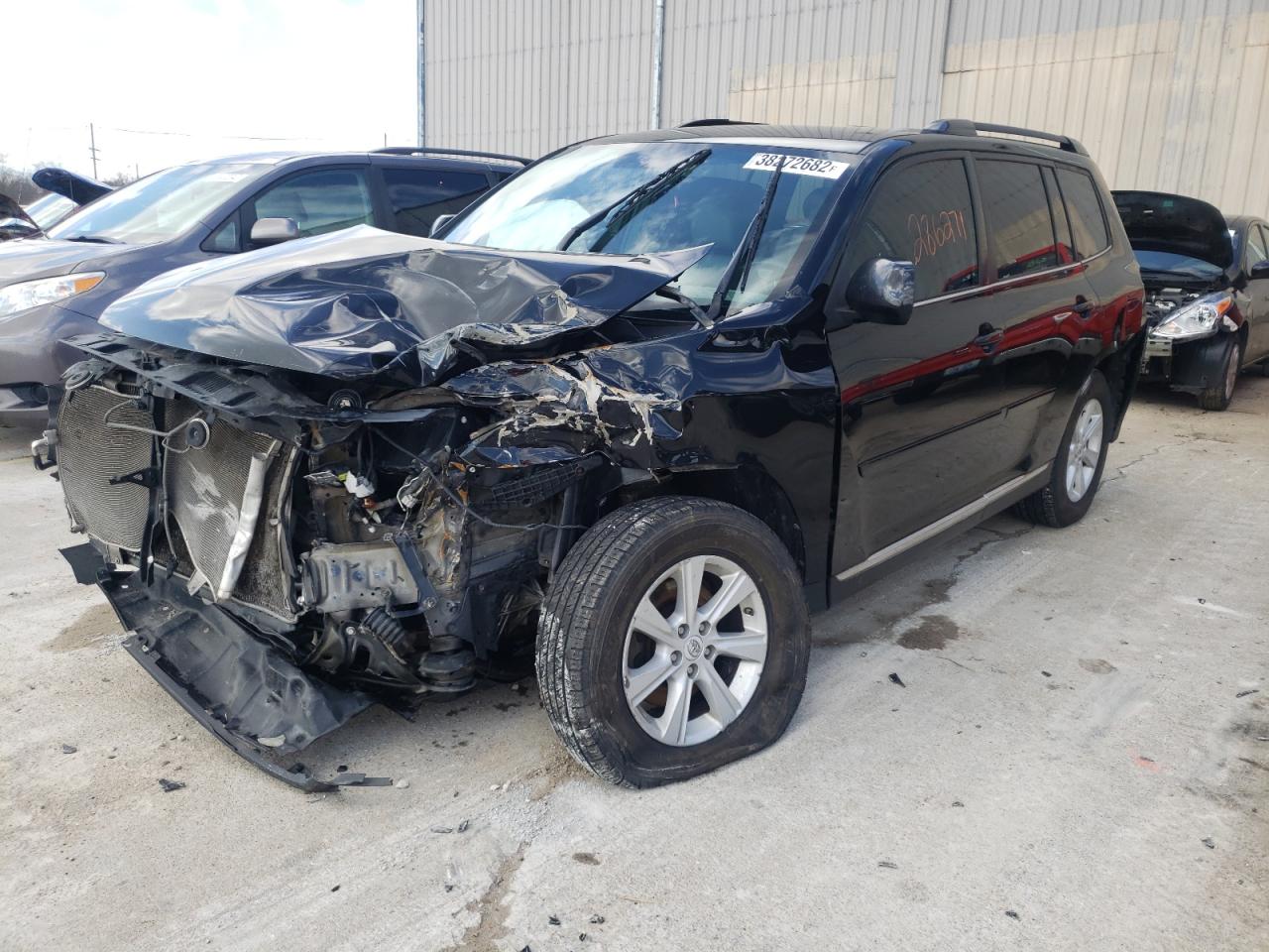 Photo 2 from auction – 2012 TOYOTA HIGHLANDER with VIN 5TDZK3EH4CS068501