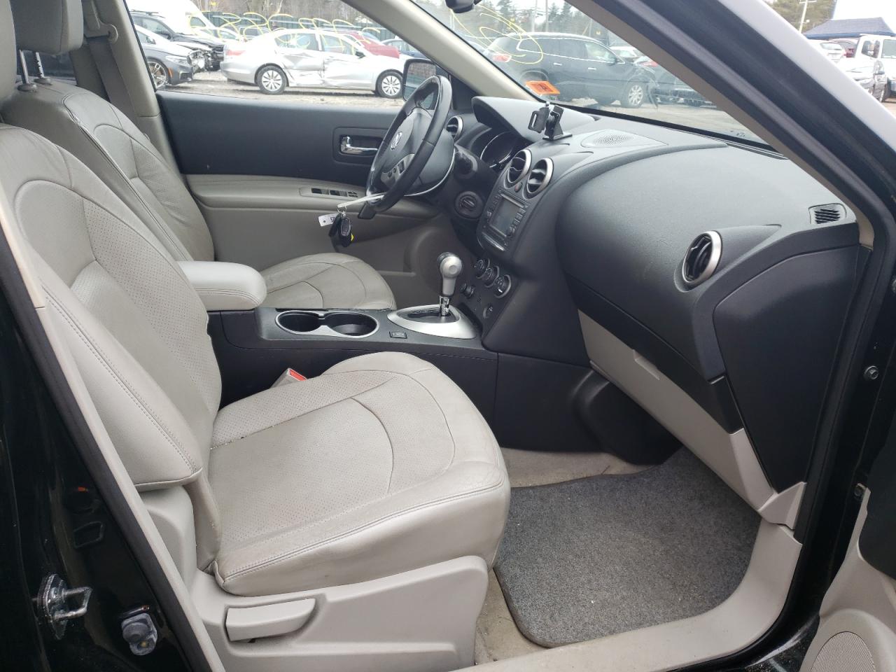 Photo 5 from auction – 2012 NISSAN ROGUE S with VIN JN8AS5MTXCW269757