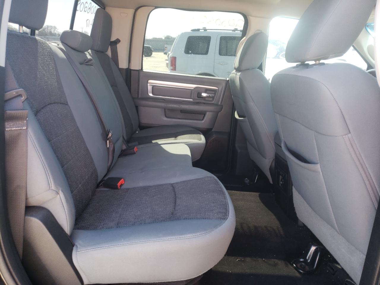 Photo 6 from auction – 2013 RAM 1500 SLT with VIN 1C6RR6LT2DS716177