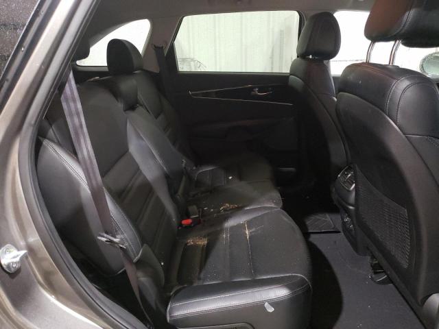 Photo 6 from auction – 2016 KIA SORENTO EX with VIN 5XYPH4A15GG013062