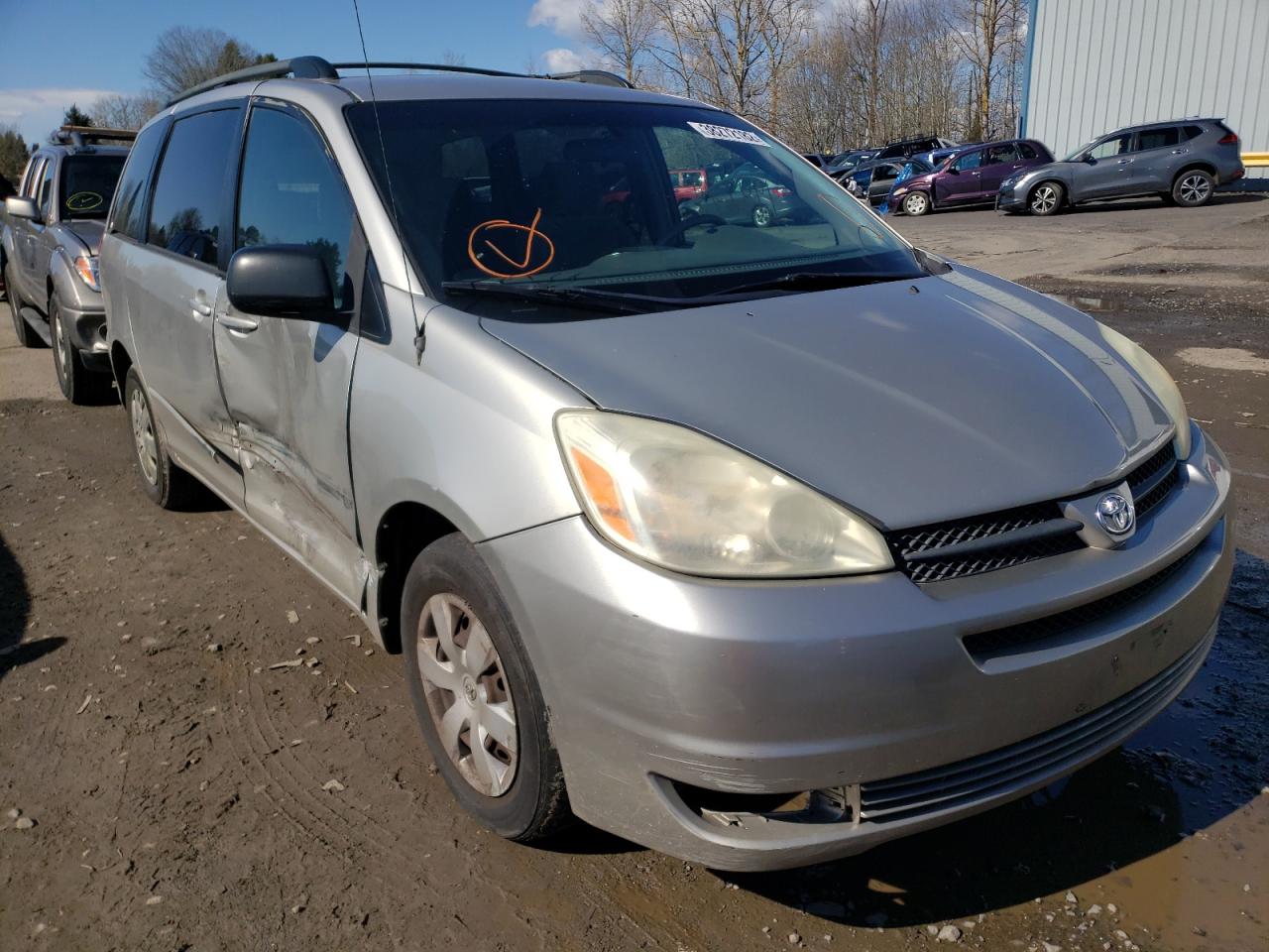 TOYOTA SIENNA CE 2004 with VIN 5TDZA23C34S082637 - Photo from auction