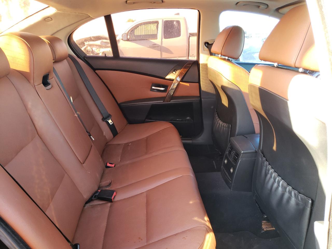 Photo 6 from auction – 2004 BMW 530 I with VIN WBANA73504B803112