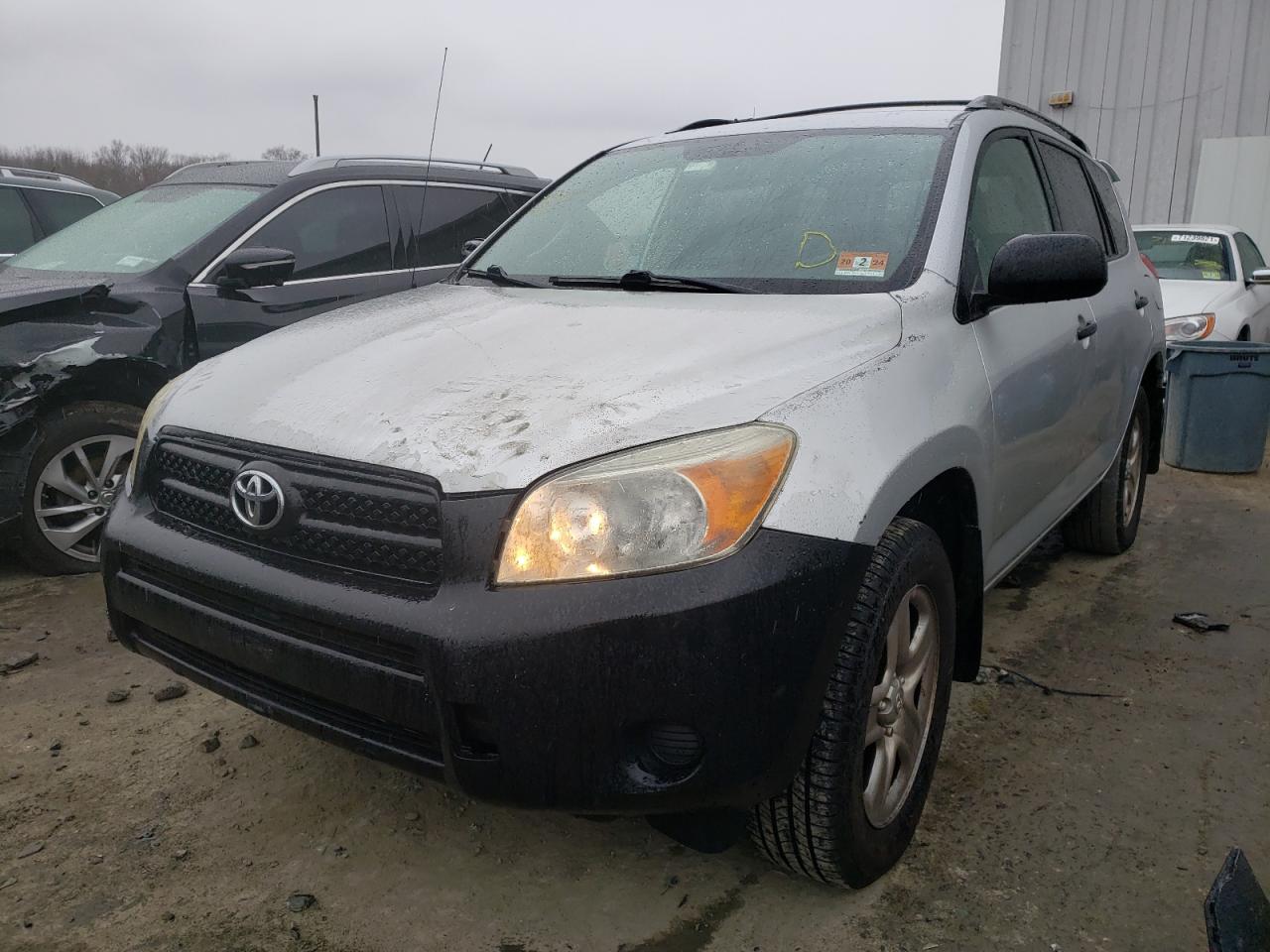 Zdjęcie 2 z aukcji – 2007 TOYOTA RAV4 z VIN JTMBD33V375073544