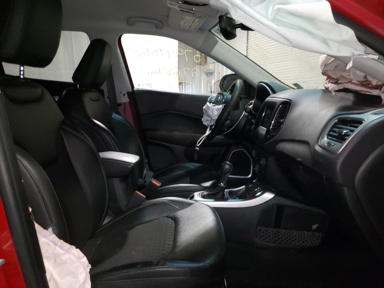 Photo 5 from auction – 2021 JEEP COMPASS LA with VIN 3C4NJDBB0MT530907