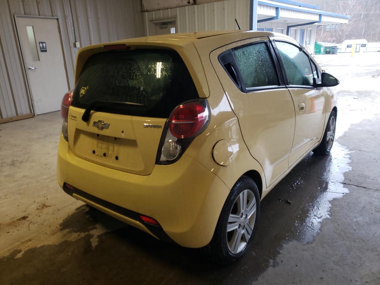 Photo 4 from auction – 2014 CHEVROLET SPARK 1LT with VIN KL8CD6S97EC585609
