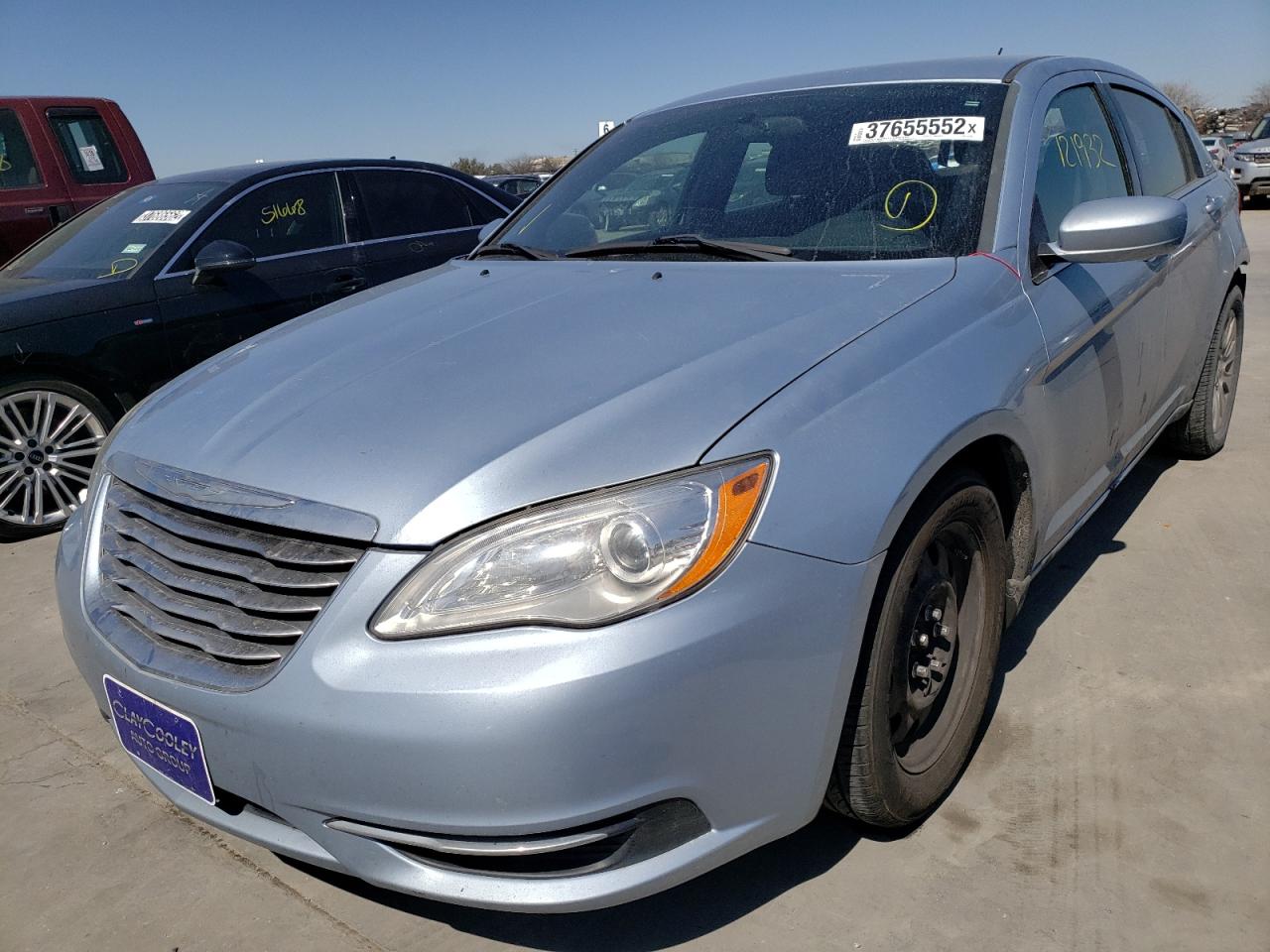 صورة رقم 2 من المزاد - 2014 CHRYSLER 200 LX مع VIN 1C3CCBAB1EN122610