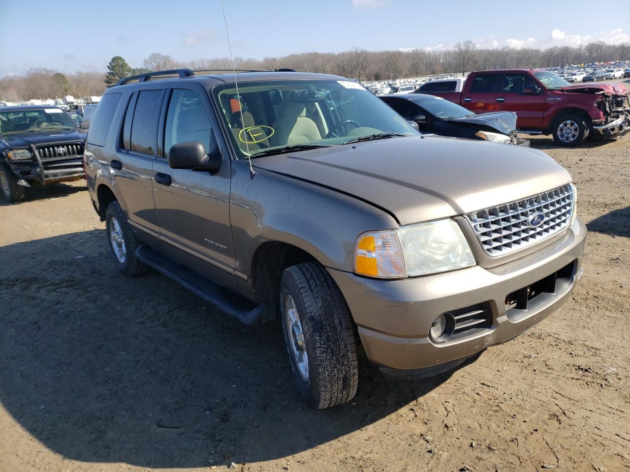 FORD EXPLORER X 2004 with VIN 1FMZU73K94UB29043 - Photo from auction