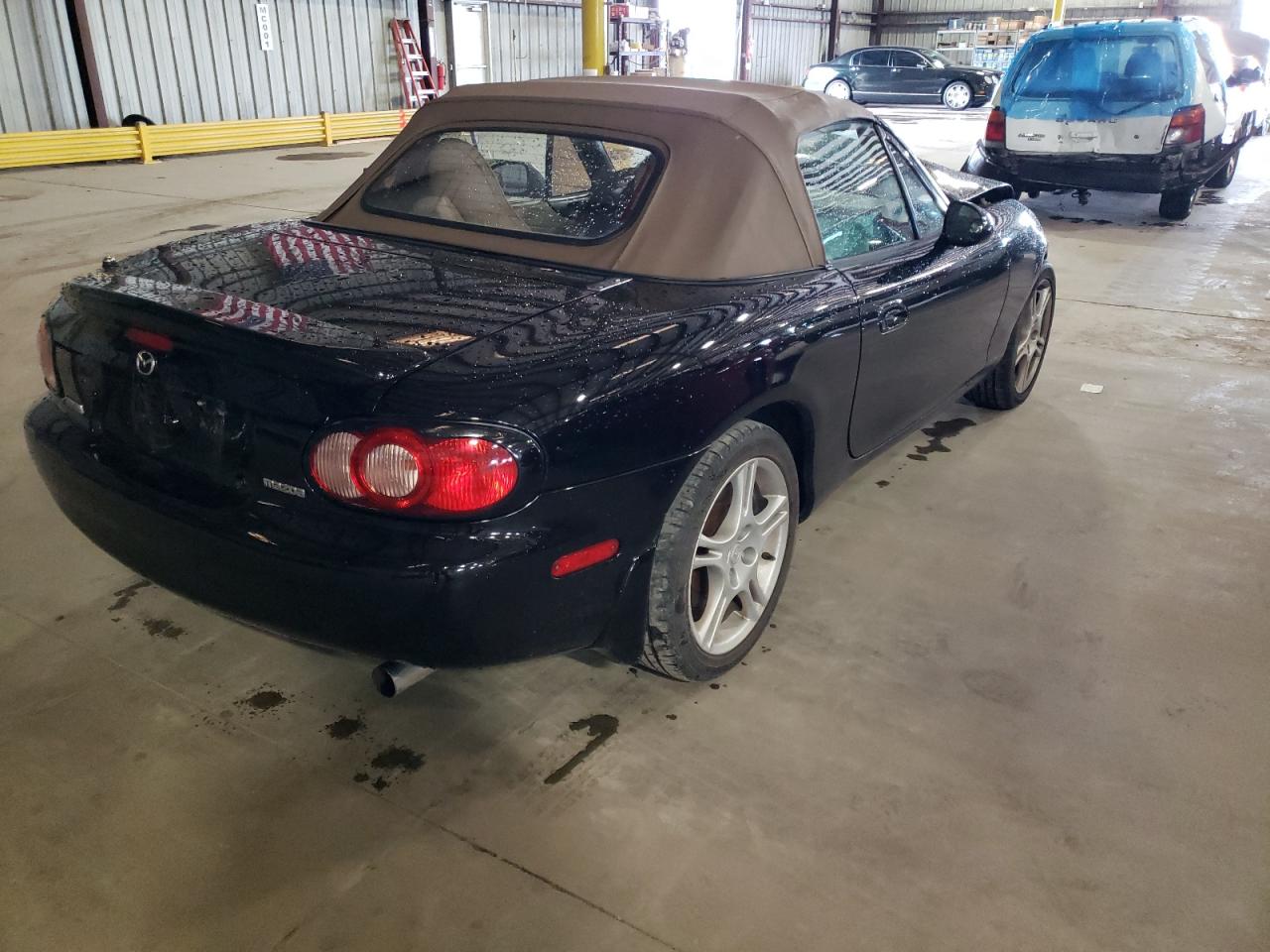 Photo 4 from auction – 2004 MAZDA MX-5 MIATA with VIN JM1NB353740403872