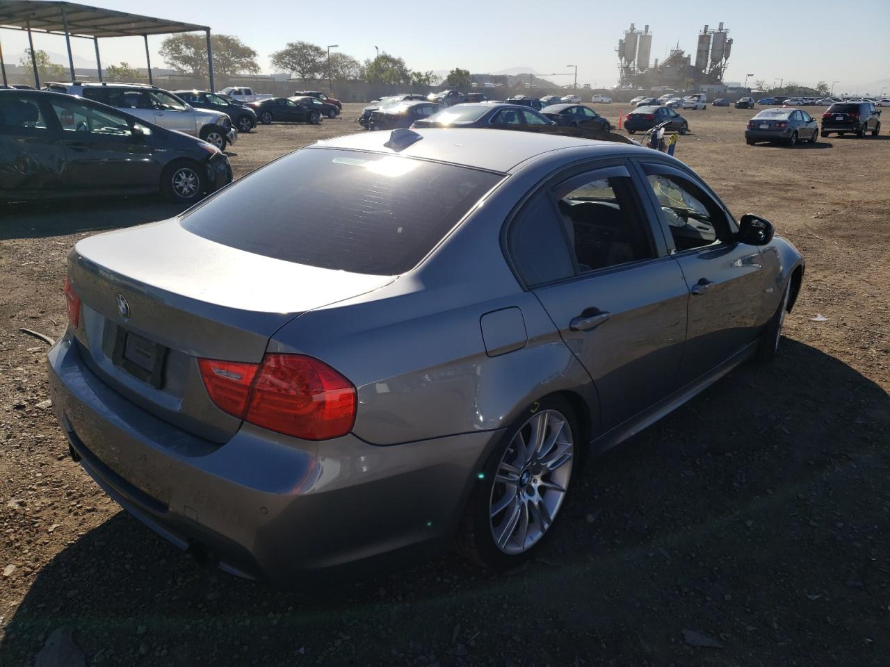 Photo 4 from auction – 2011 BMW 335 I with VIN WBAPM5C54BA745321