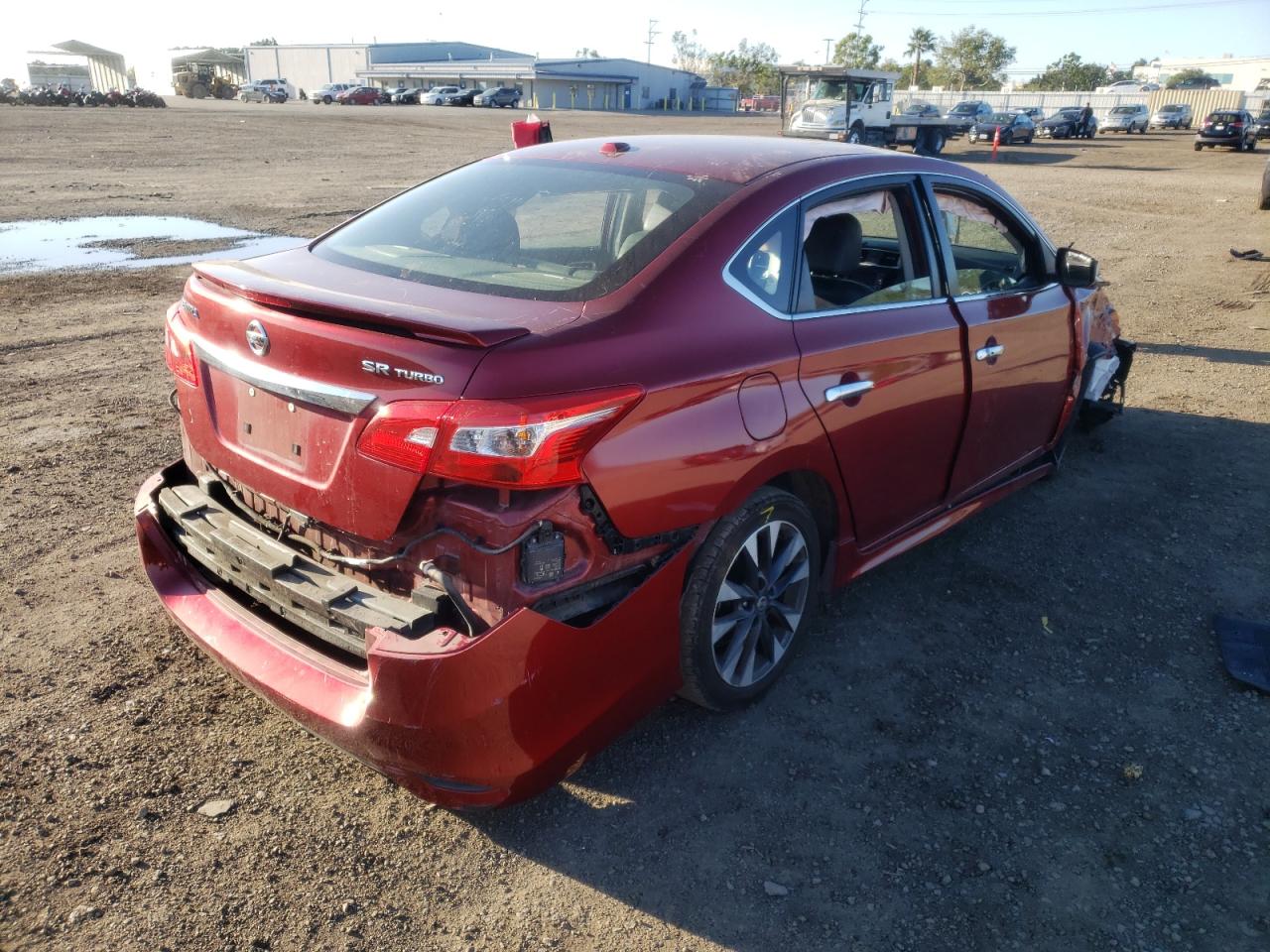 Photo 4 from auction – 2017 NISSAN SENTRA SR with VIN 3N1CB7AP8HY383637