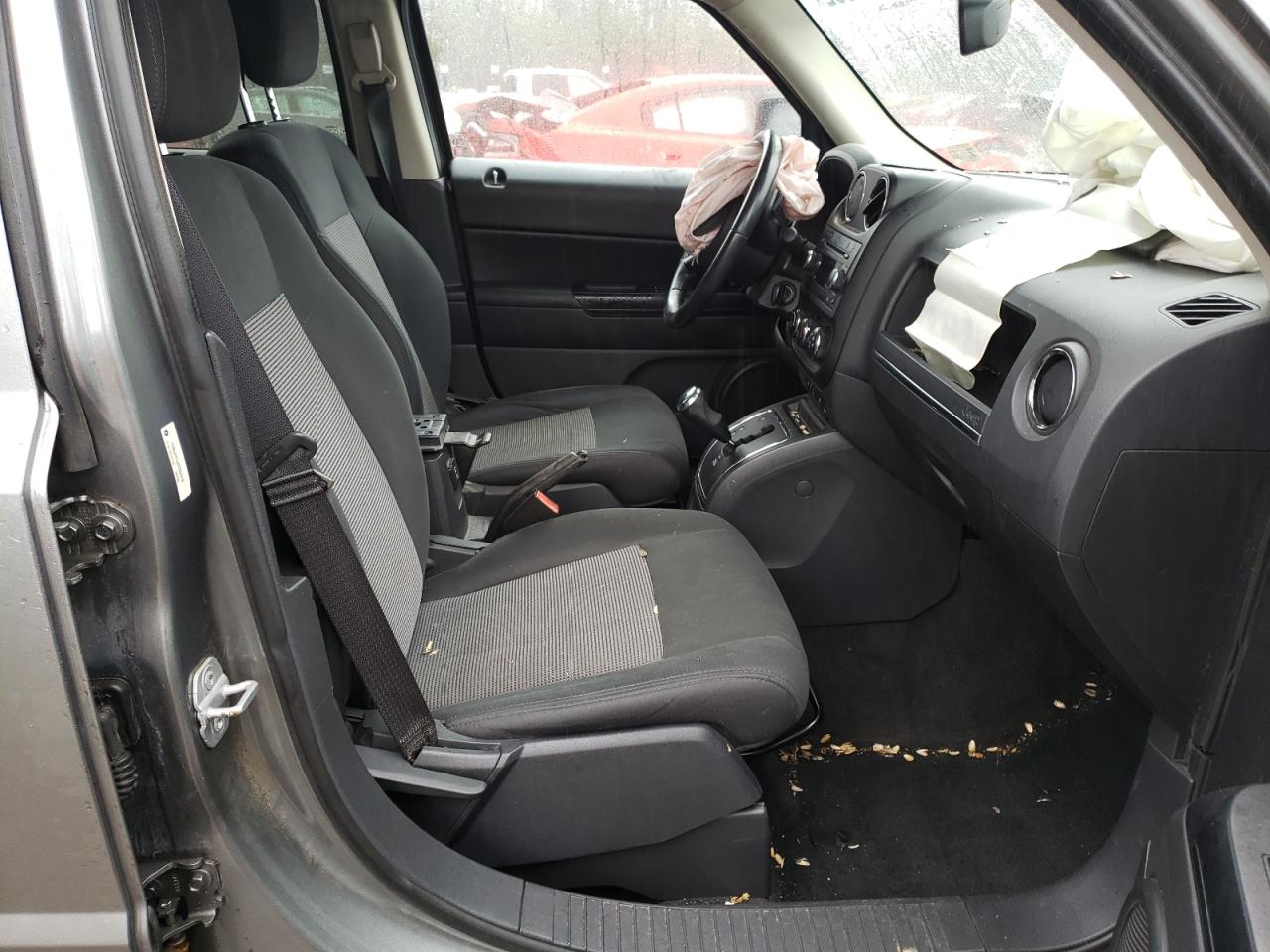 Photo 5 from auction – 2012 JEEP PATRIOT LA with VIN 1C4NJPFB8CD660918