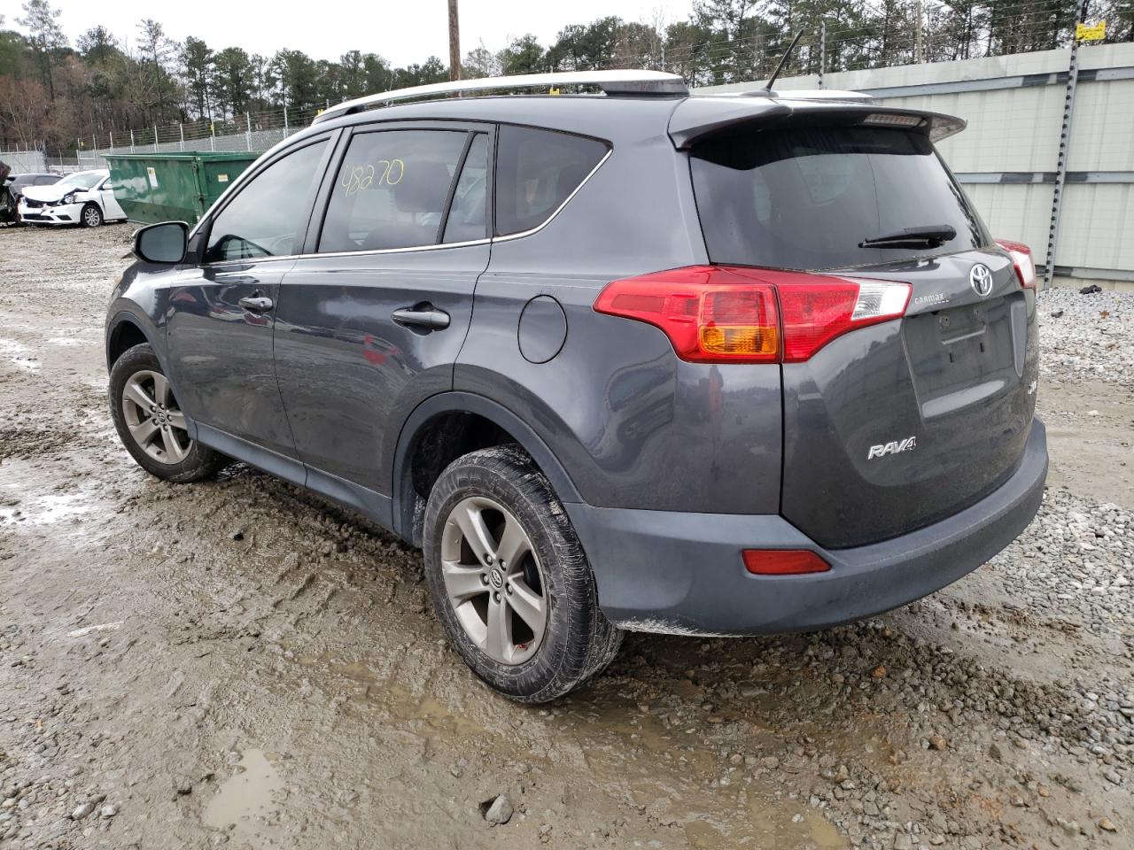 Photo 3 from auction – 2015 TOYOTA RAV4 XLE with VIN JTMWFREV5FD076204