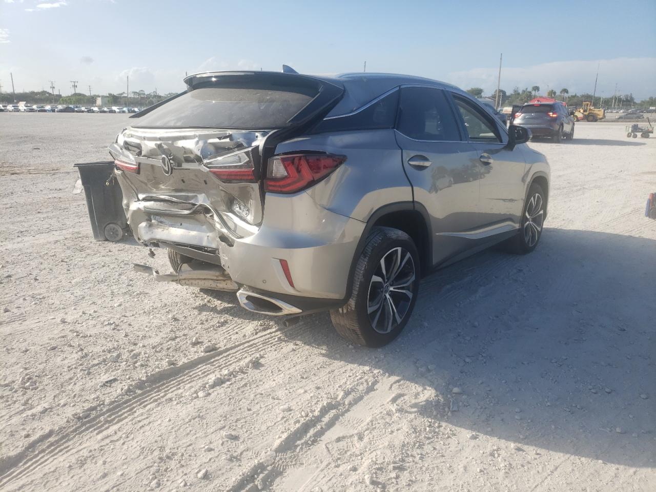 Photo 4 from auction – 2019 LEXUS RX 350 BAS with VIN 2T2ZZMCA6KC149137