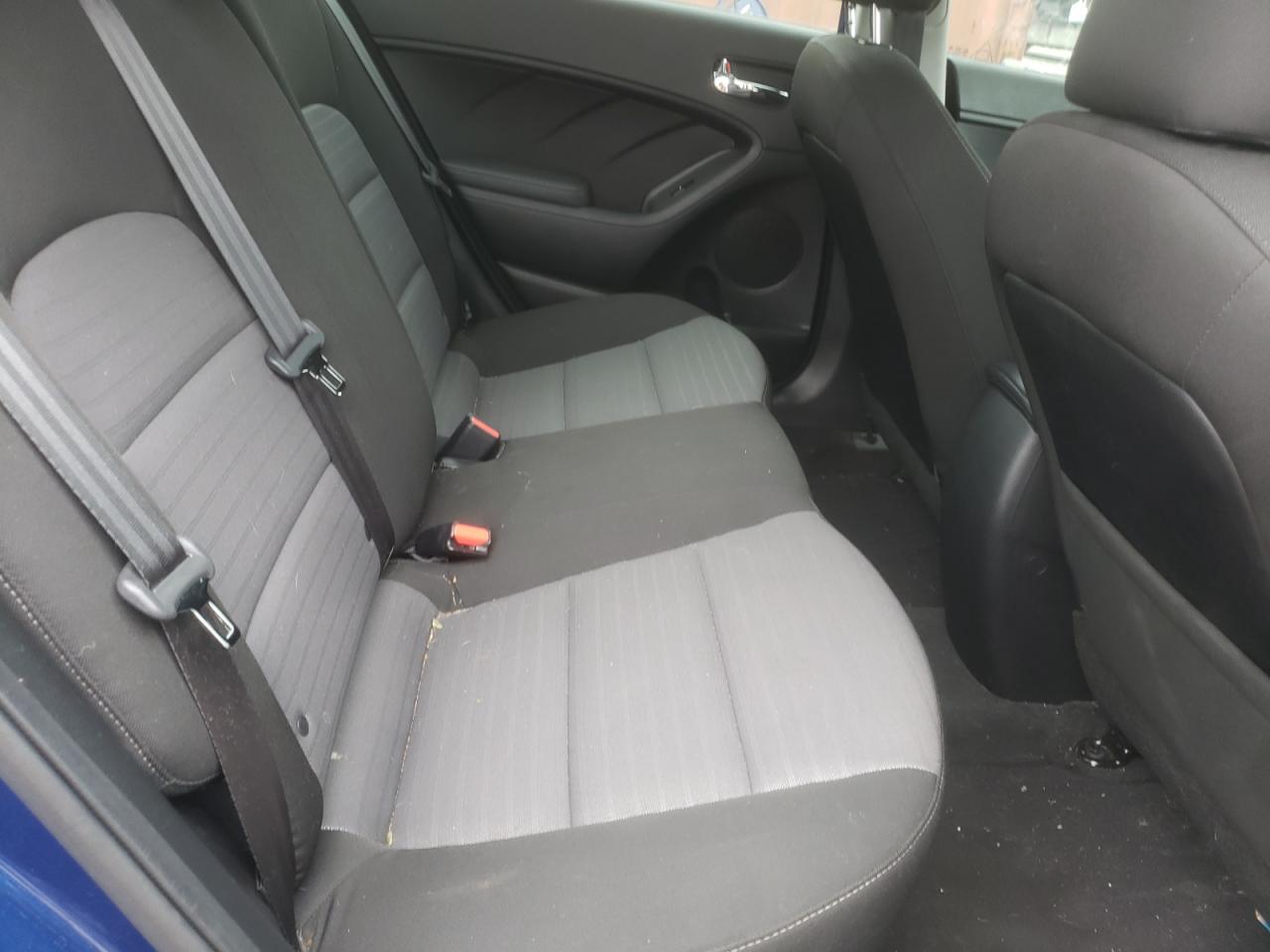 Photo 6 from auction – 2018 KIA FORTE LX with VIN 3KPFL4A76JE205965