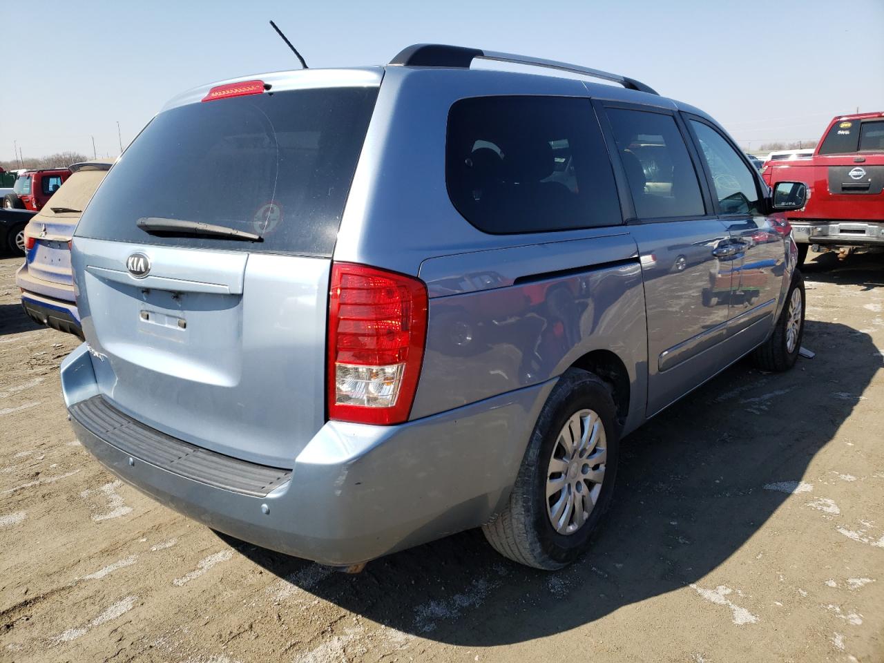 Photo 4 from auction – 2014 KIA SEDONA LX with VIN KNDMG4C73E6544266