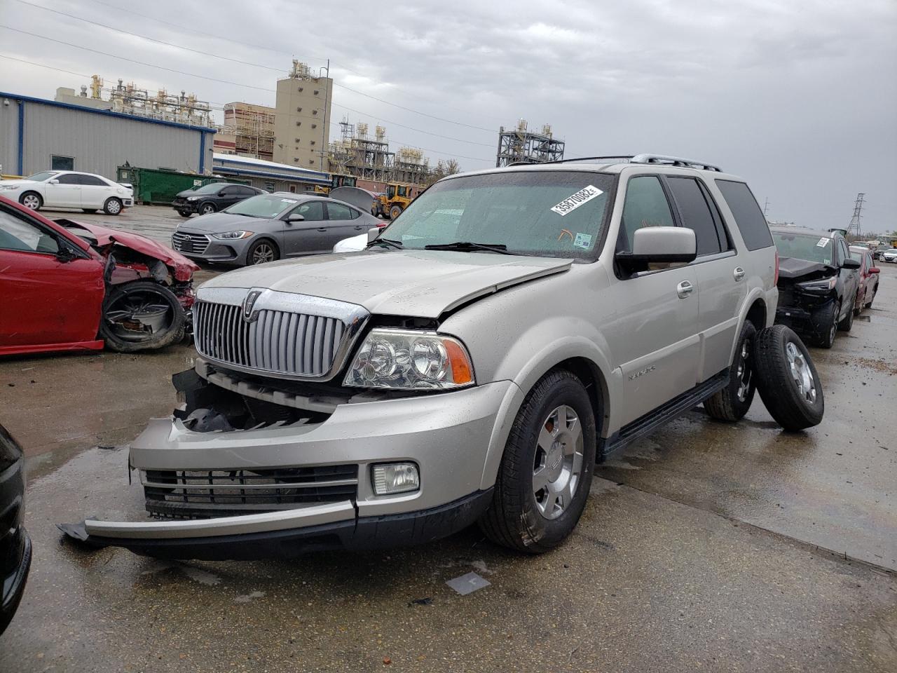 Photo 2 from auction – 2006 LINCOLN NAVIGATOR with VIN 5LMFU27596LJ23081