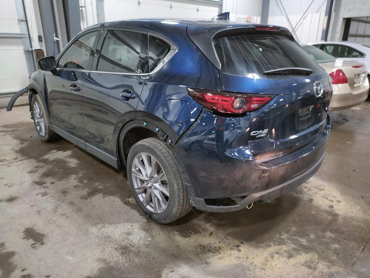 Photo 3 from auction – 2019 MAZDA CX-5 GRAND with VIN JM3KFBDM0K1649012