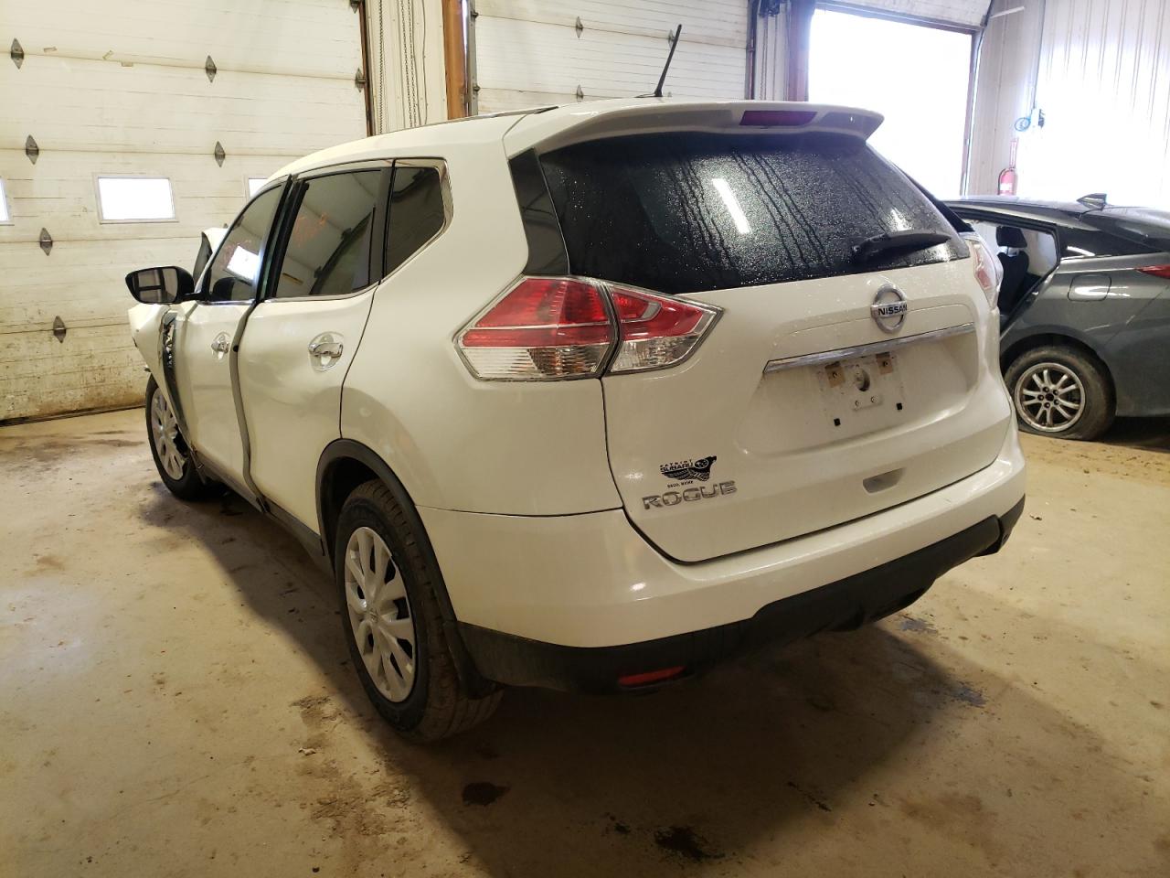 Photo 3 from auction – 2015 NISSAN ROGUE S with VIN KNMAT2MT8FP589214